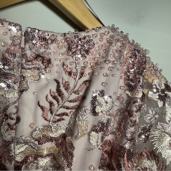 Mac Duggal Embellished V Neck Illusion Long Sleeve A Line Gown Size 10 - Picture 9 of 16